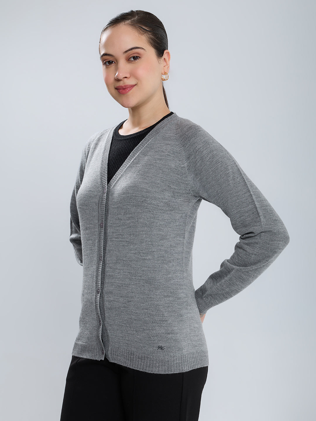Women Grey Solid V Neck Full Sleeve Cardigan