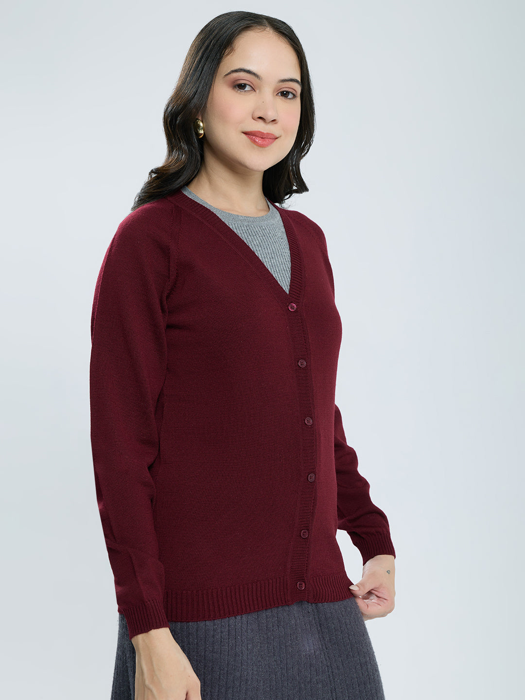 Women Maroon Solid V Neck Full Sleeve Cardigan
