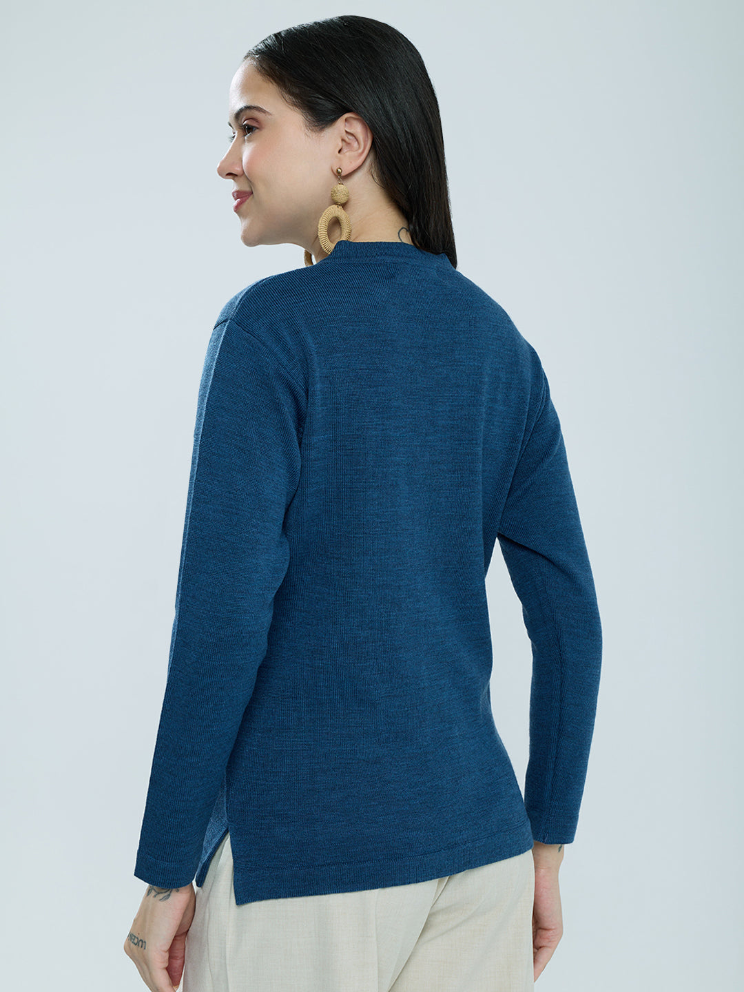 Women Blue Solid V Neck Full Sleeve Cardigan