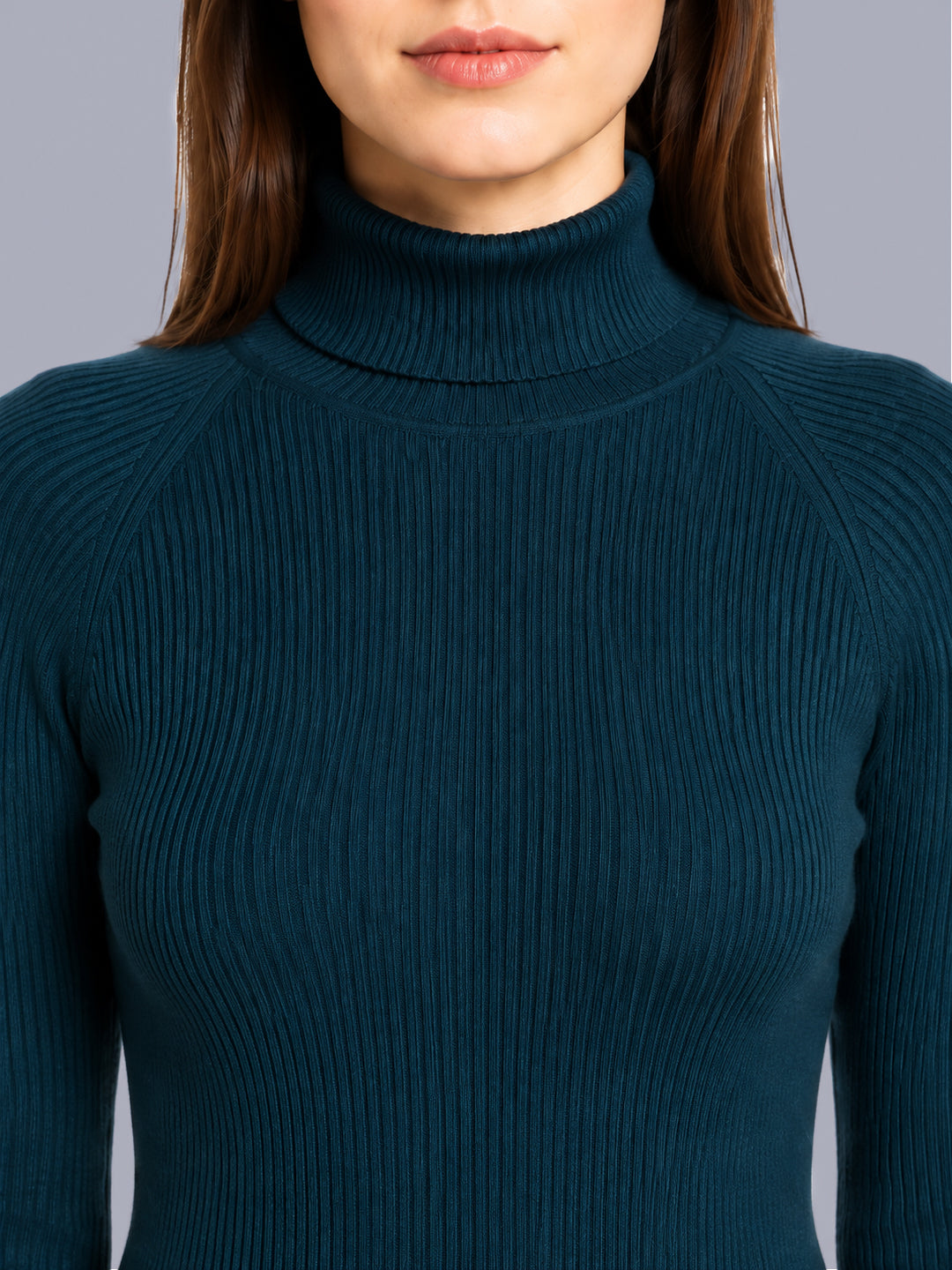 Women Teal Blue Solid High Neck Full Sleeve Sceavy