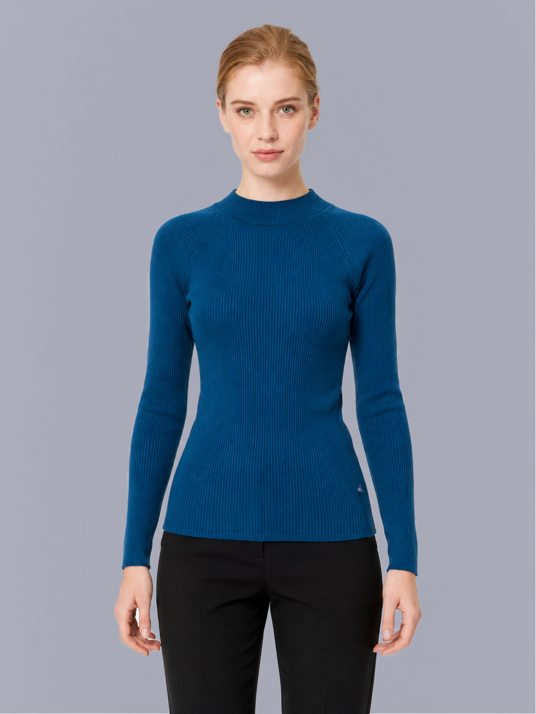 Women Blue Solid High Neck Full Sleeve Sceavy