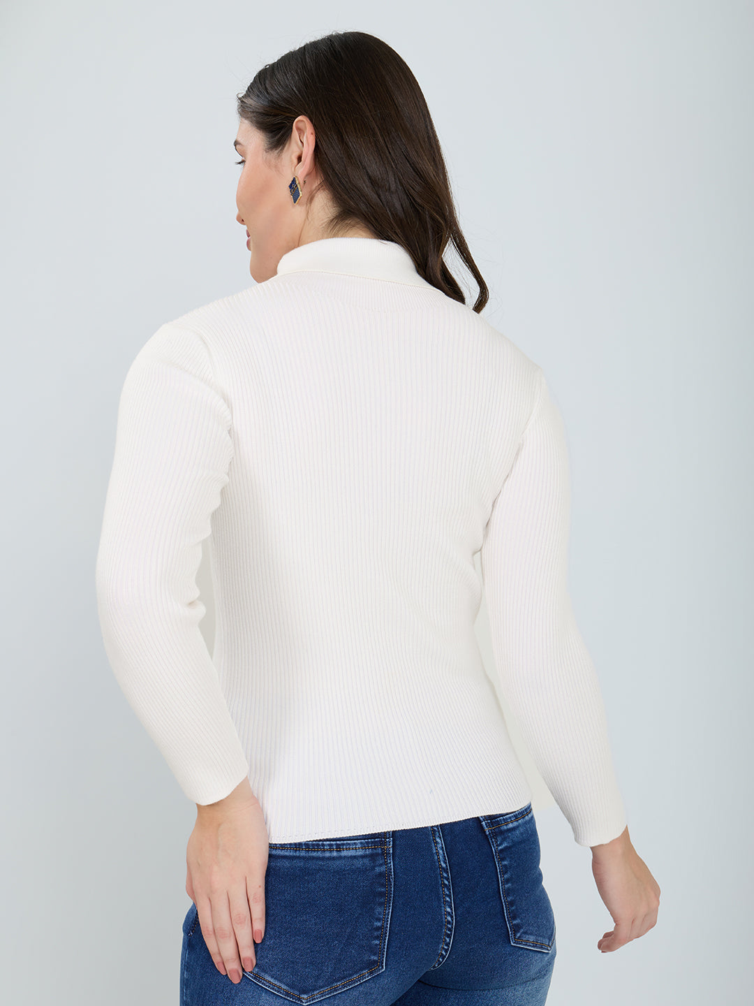 Women White Solid Turtle Neck Full Sleeve Sceavy