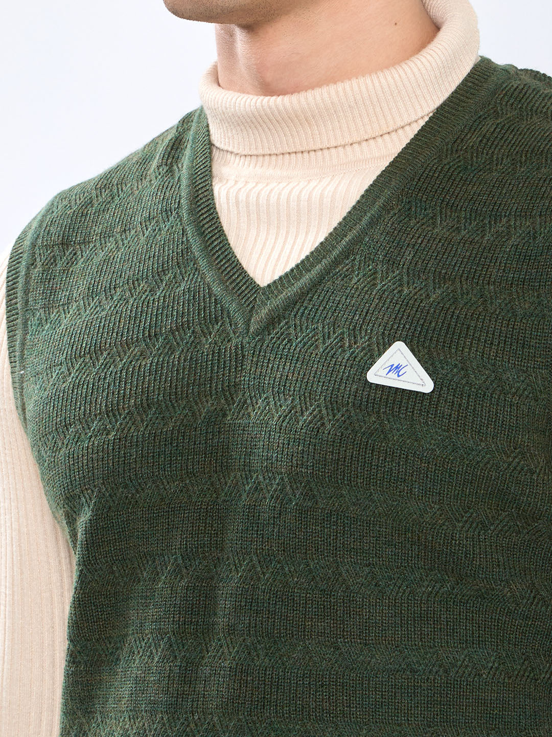 Men Green Self Design V Neck Sleeveless Sweater