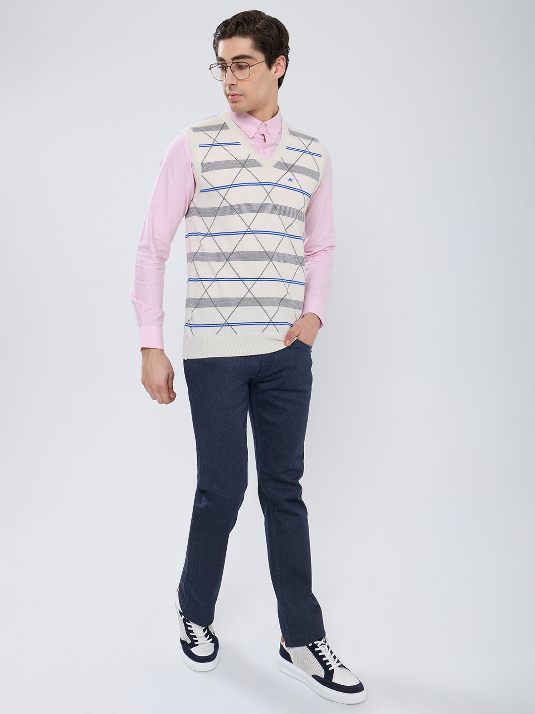 Men Off White Geometric V Neck Sleeveless Sweater