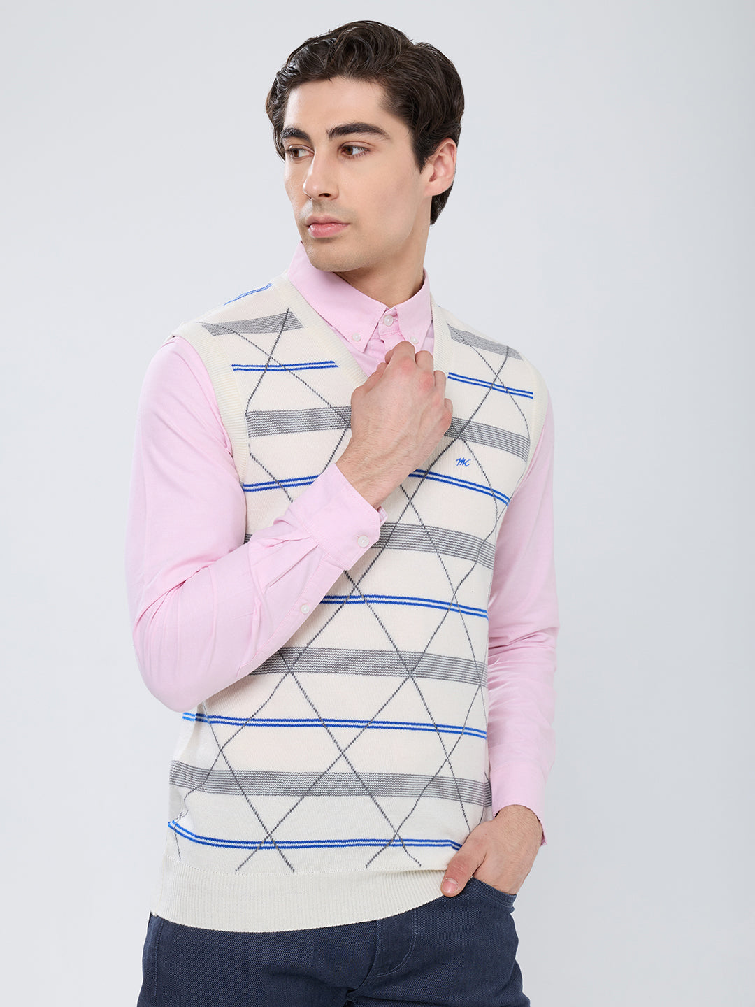 Men Off White Geometric V Neck Sleeveless Sweater