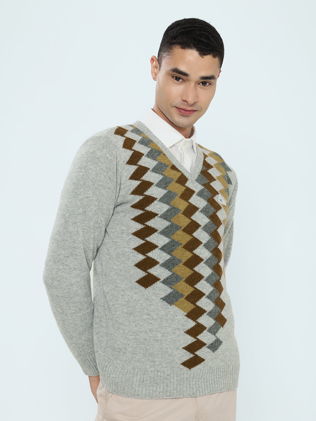 Men Grey Self Design V Neck Full Sleeve Pullover