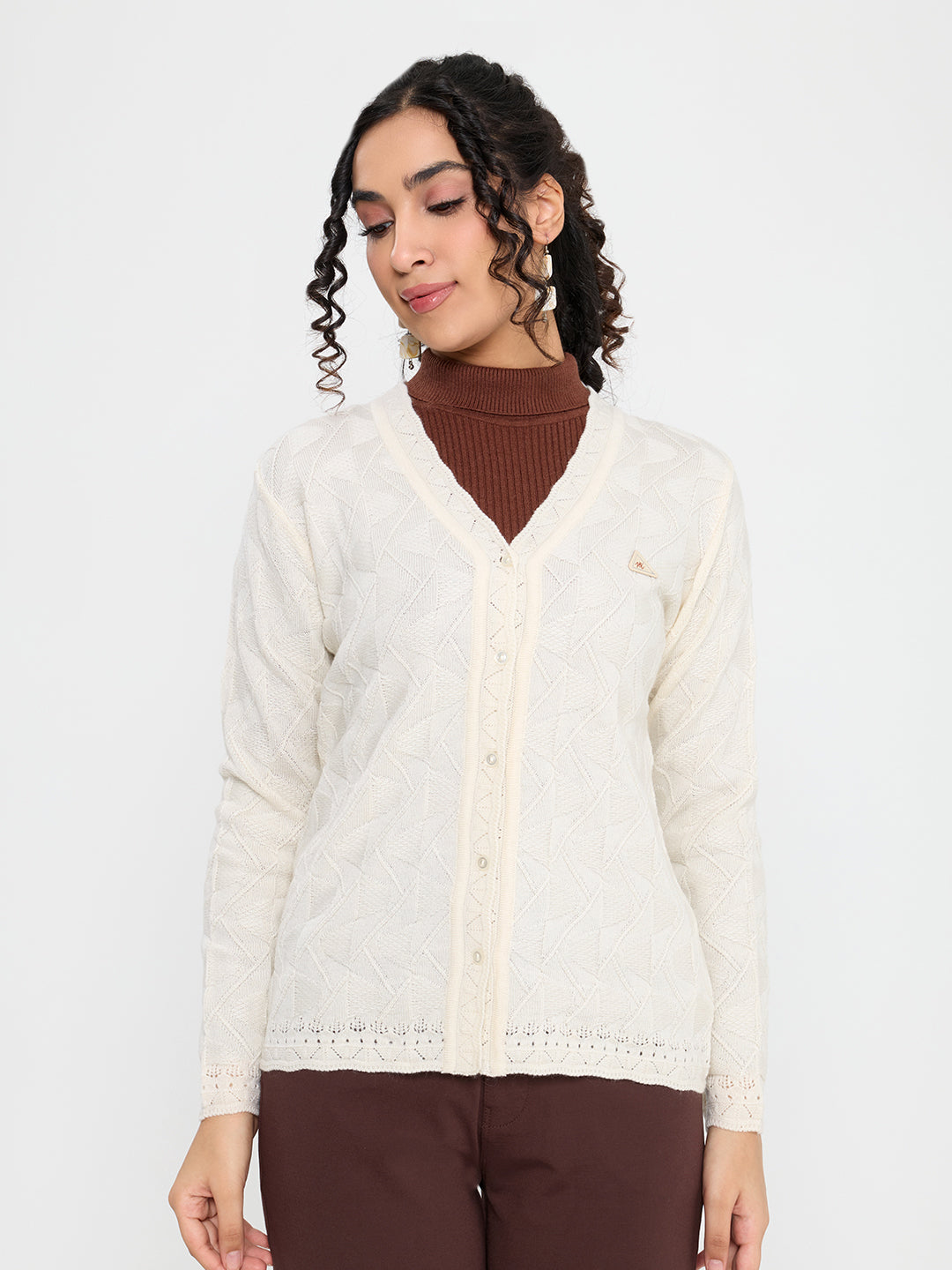 Women Cream Self Design V Neck Full Sleeve Cardigan