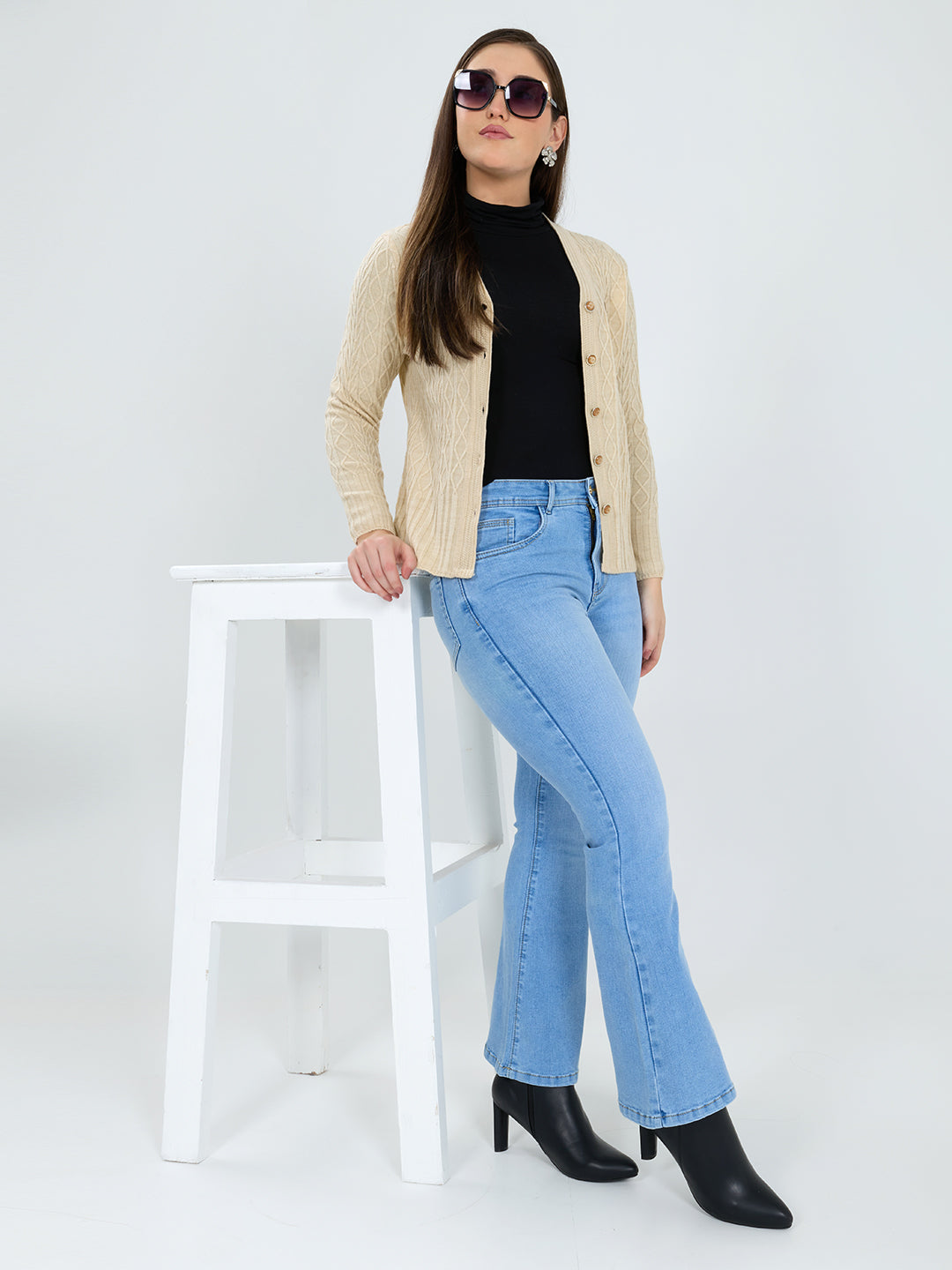 Women Beige Self Design V Neck Full Sleeve Cardigan