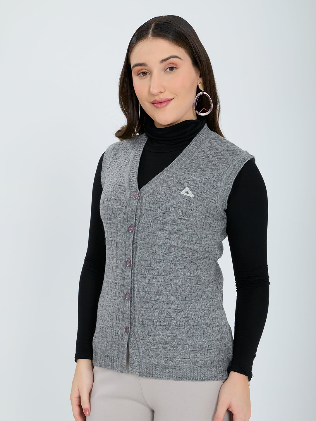 Women Grey Self Design V Neck Sleeveless Cardigan