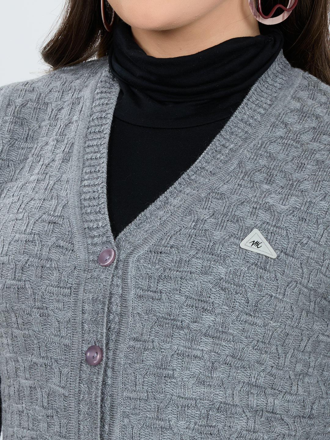 Women Grey Self Design V Neck Sleeveless Cardigan