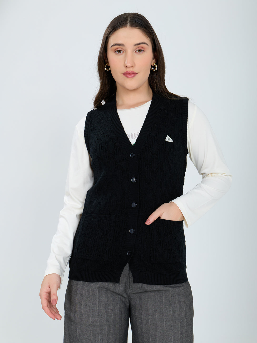 Women Black Self Design V Neck Sleeveless Cardigan