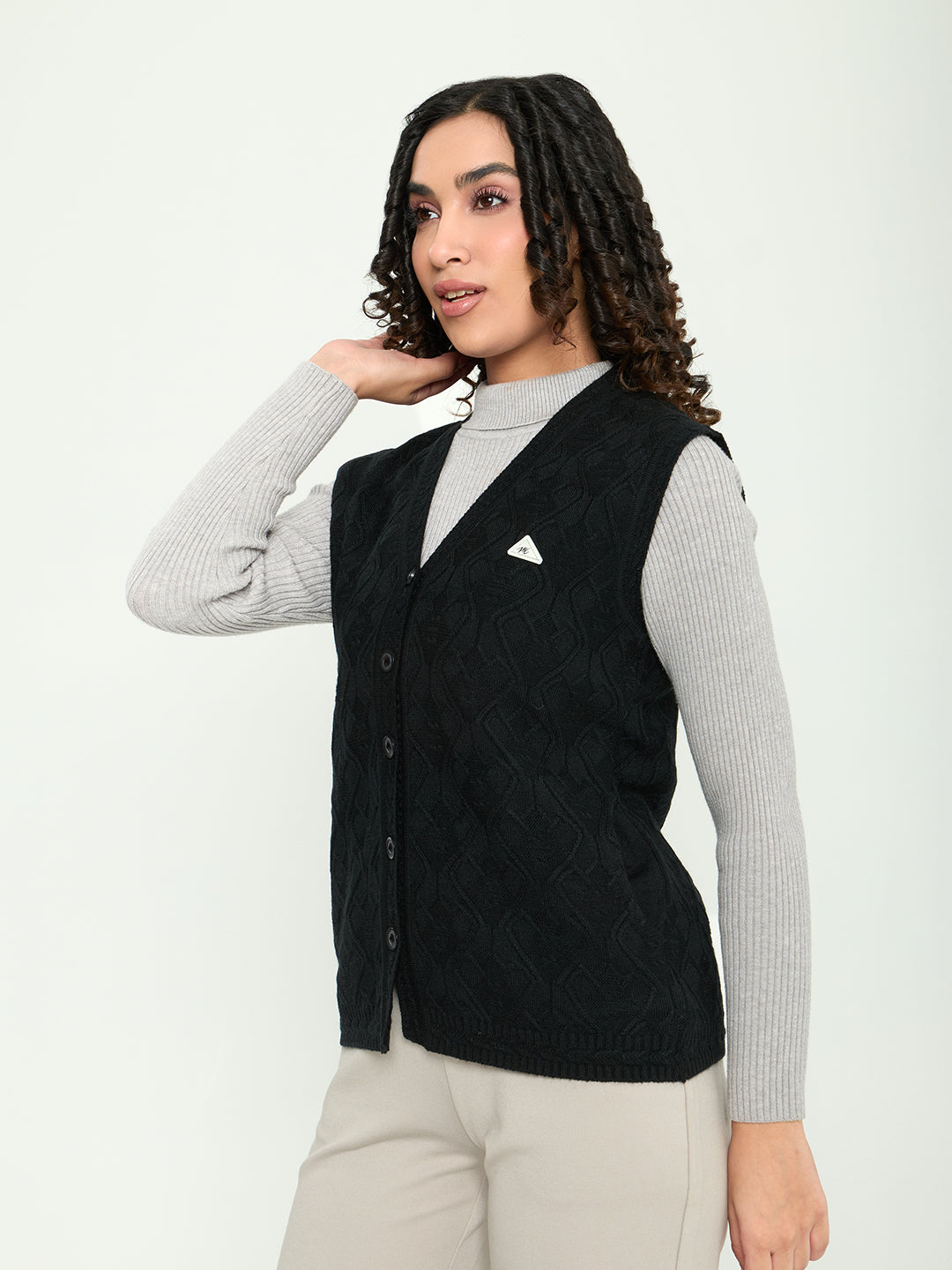 Women Black Self Design V Neck Sleeveless Cardigan