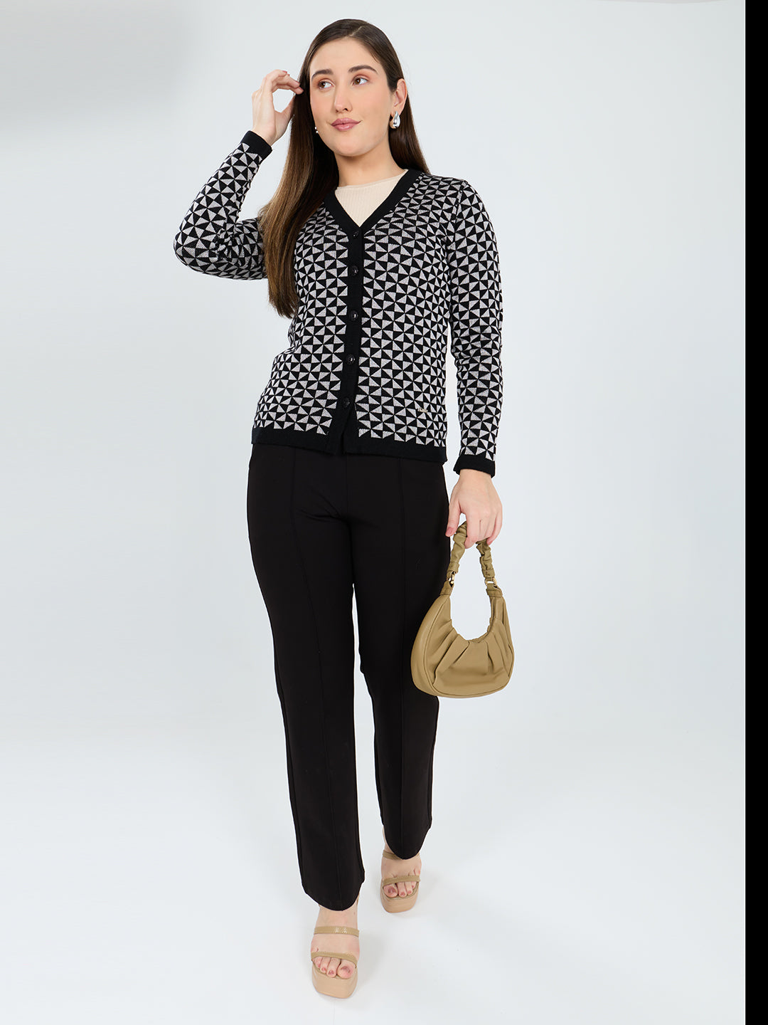 Women Black Geometric Block V Neck Full Sleeve Cardigan