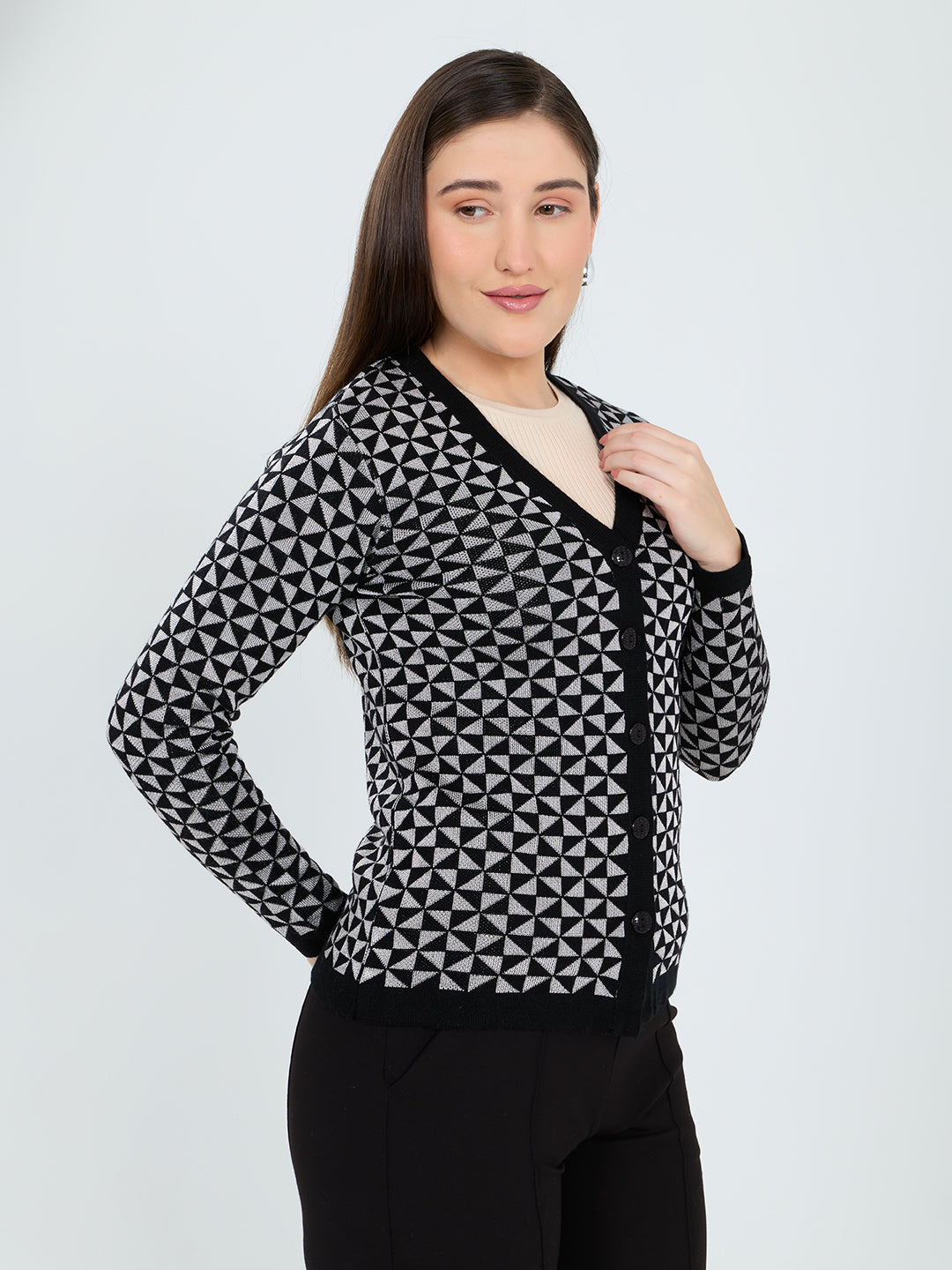 Women Black Geometric Block V Neck Full Sleeve Cardigan