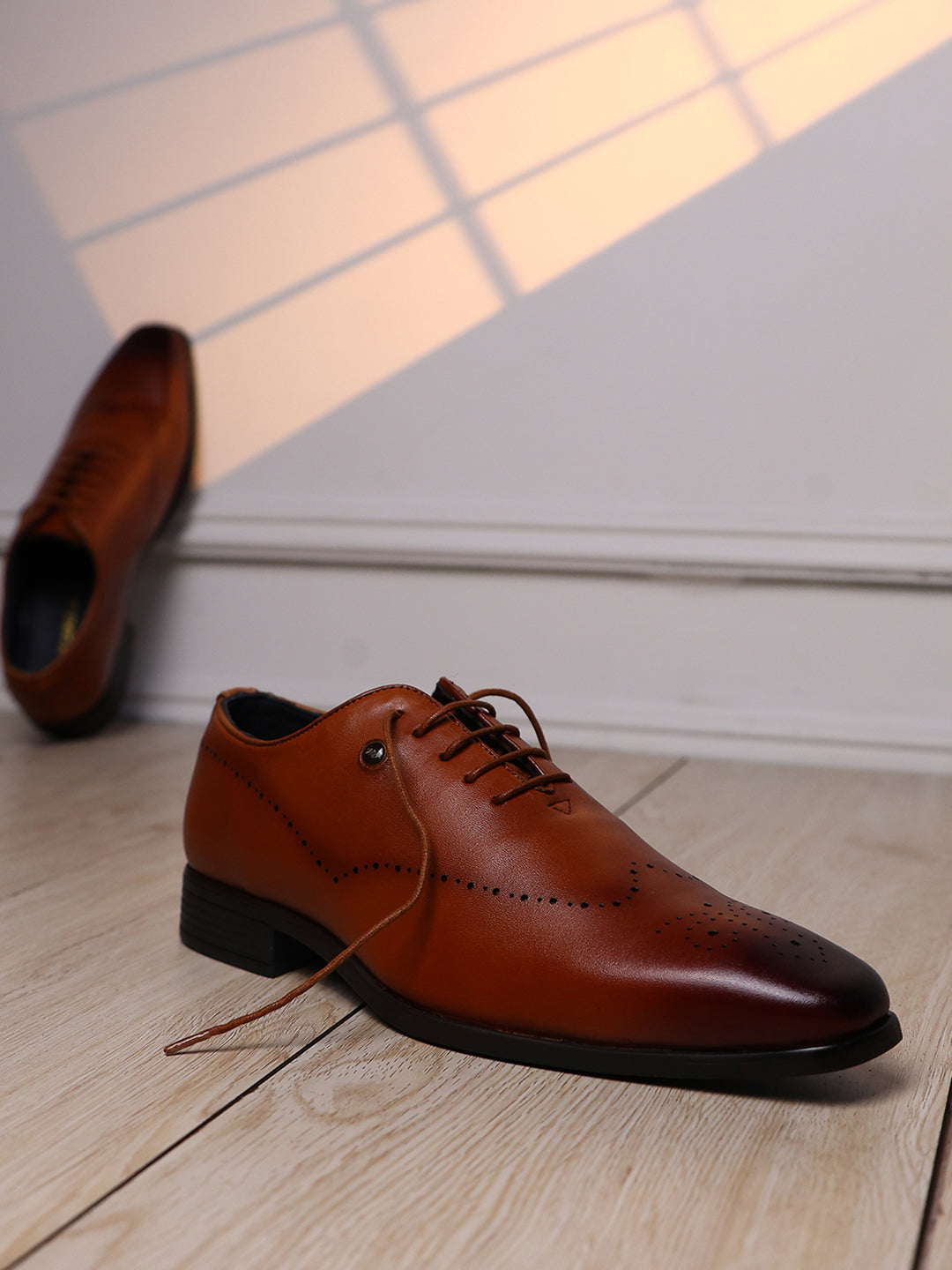 Men Tan Lace Up Genuine Leather Formal Oxfords