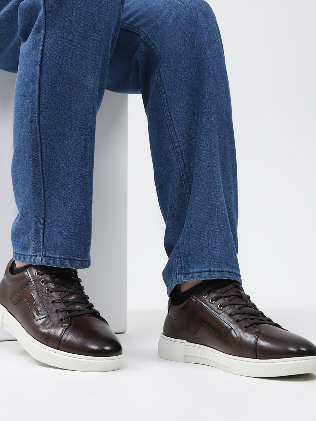 Men Brown Lace Up Genuine Leather Casual Sneakers