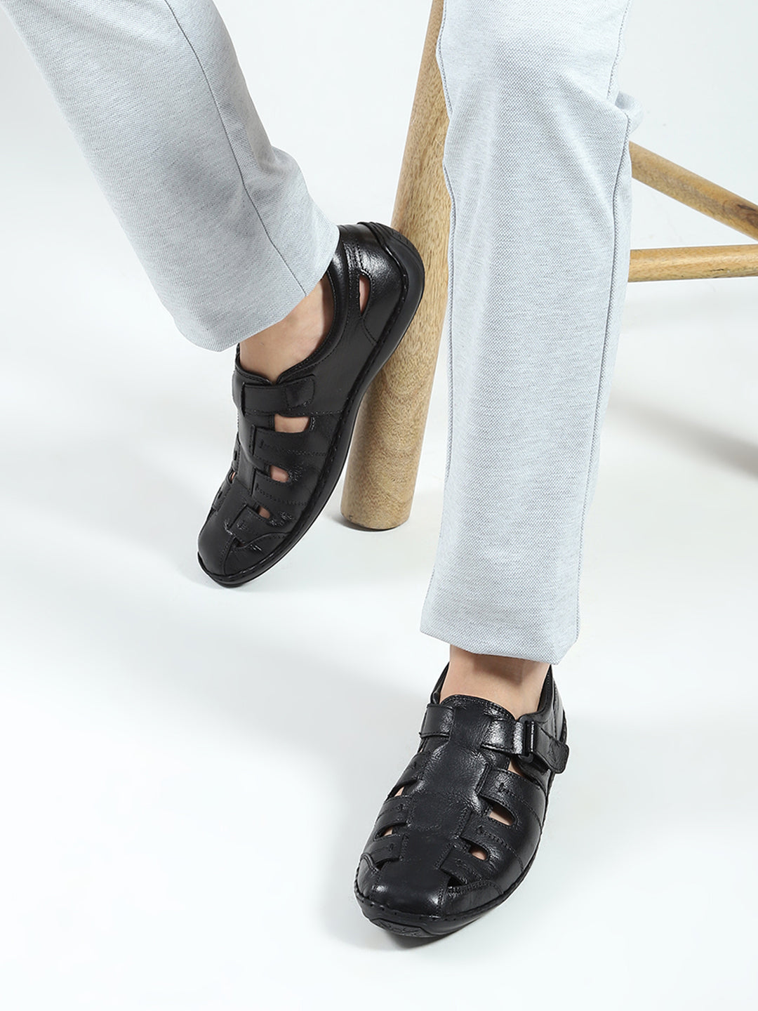 Men Black Velcro Leather Sandals