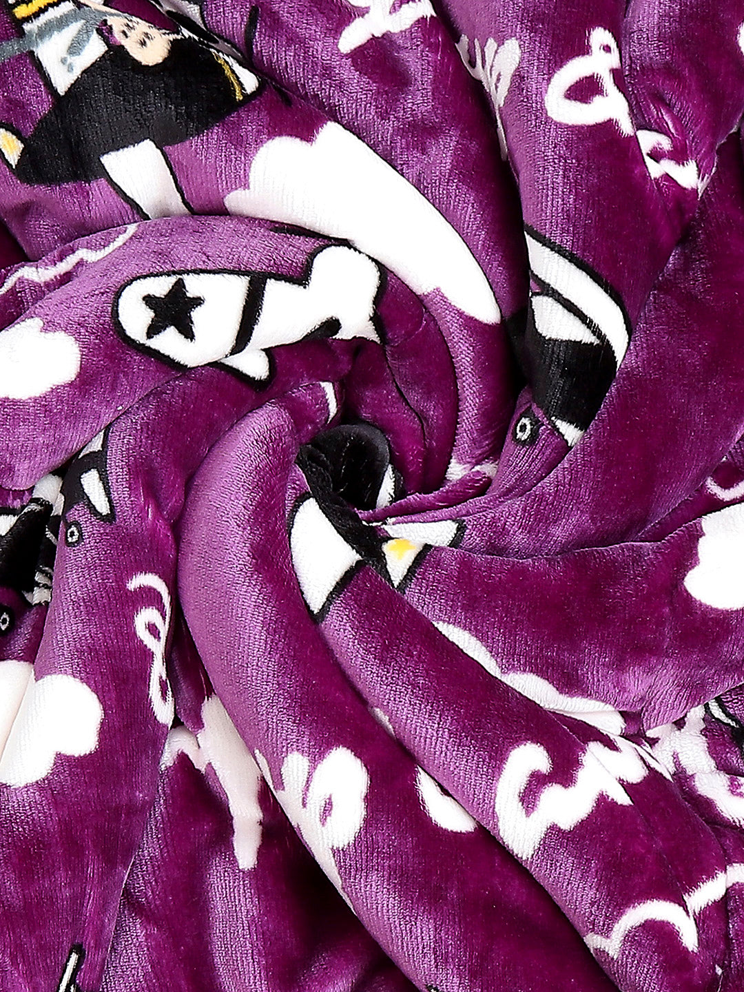 Printed Baby Blanket 3 Ply, 1609 GSM 5Pcs Set (1 Baby Comforter, 1 Bedsheet, 1 Neck Pillow & 2 Bolster)