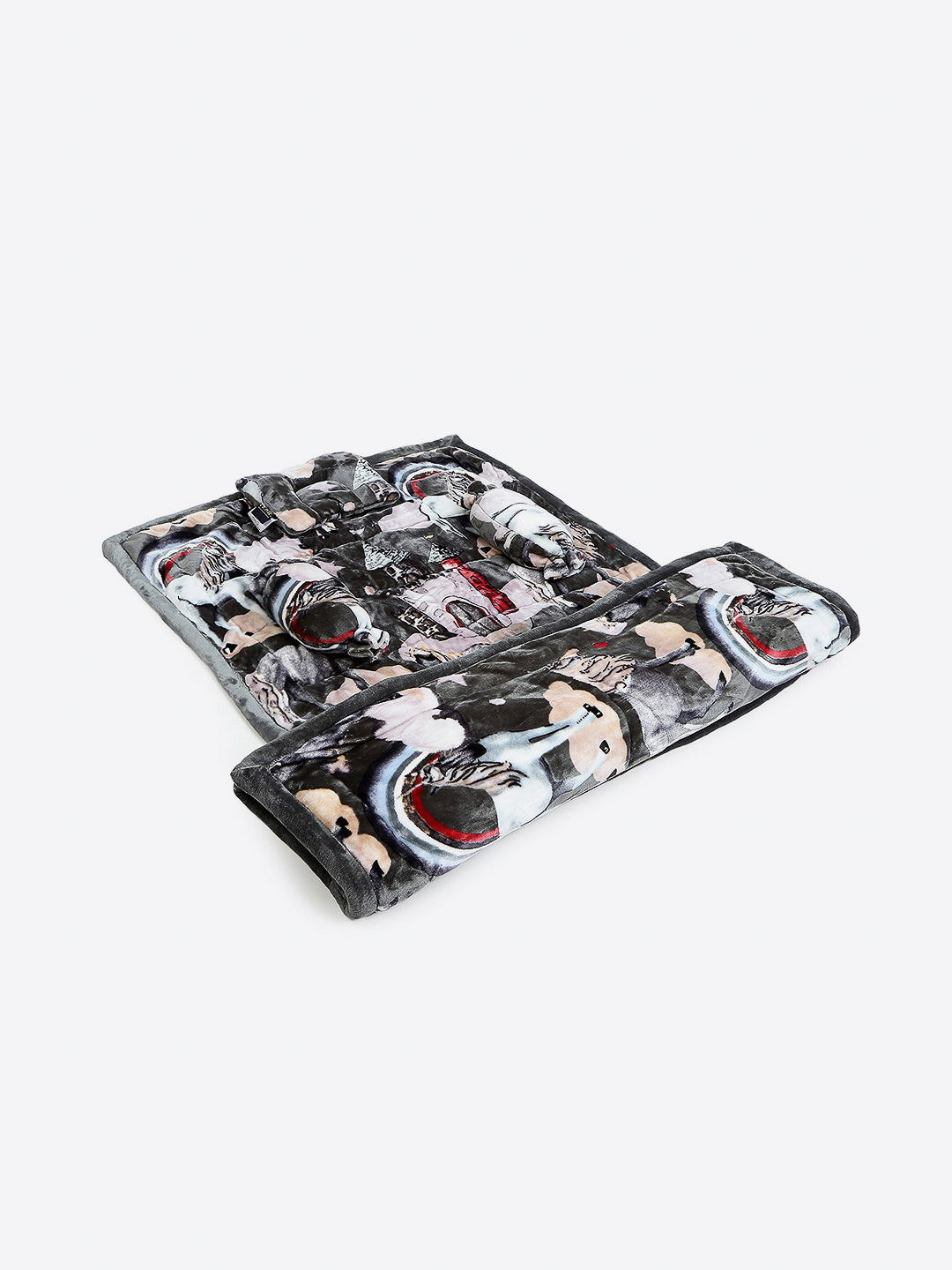 Printed Baby Blanket 3 Ply, 1609 GSM 5Pcs Set (1 Baby Comforter, 1 Bedsheet, 1 Neck Pillow & 2 Bolster)