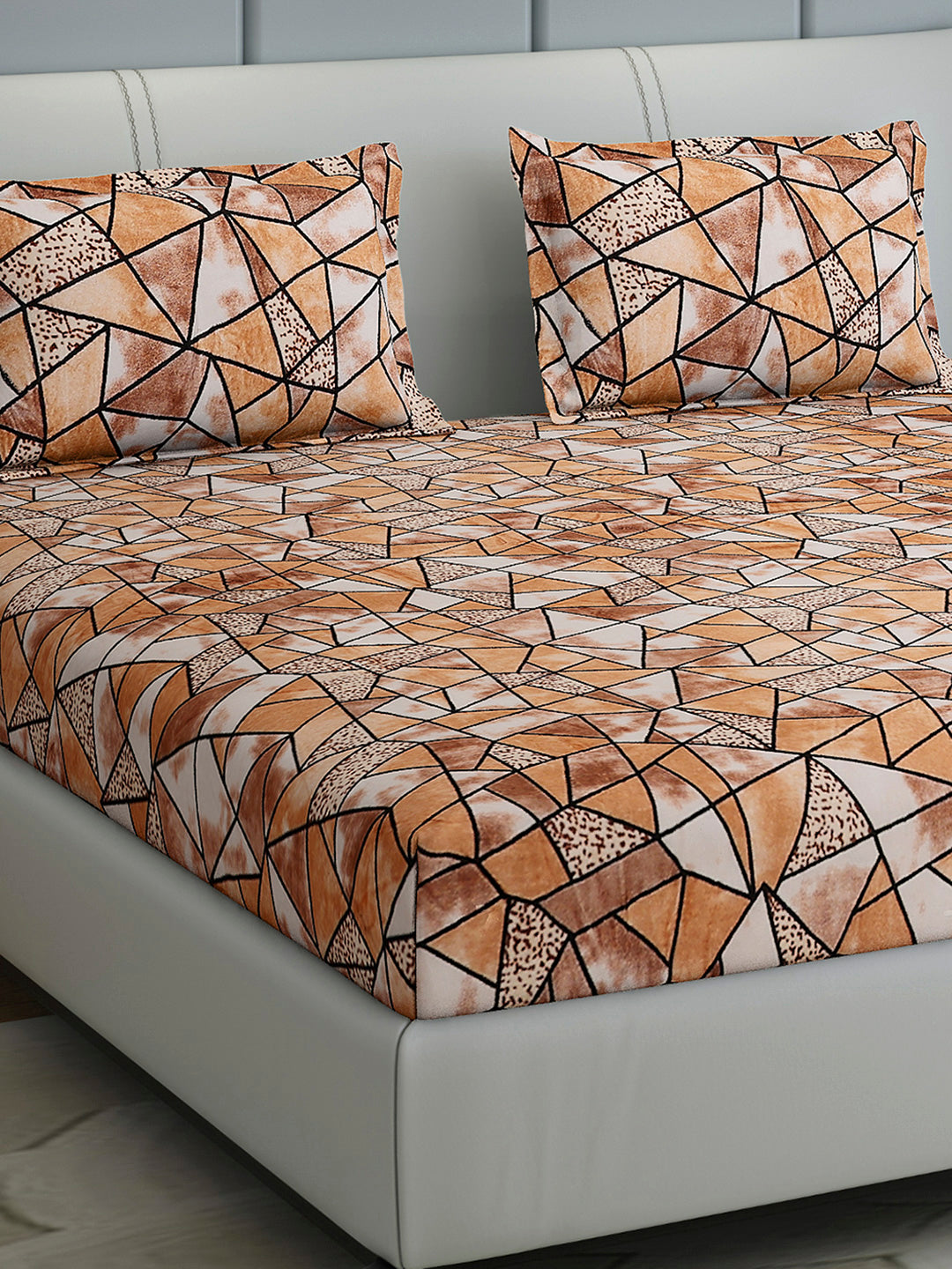 349 GSM 100% Polyester King Bed 1 Bedsheet with 2 Pillow Cover (Carnival)