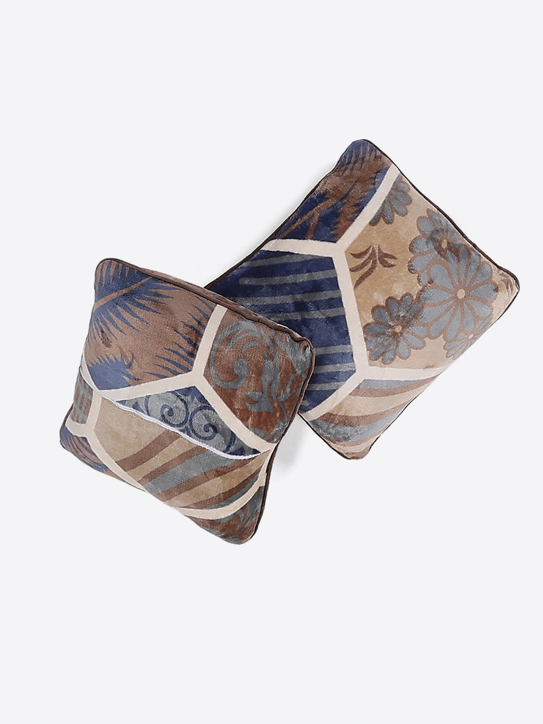 487 GSM 100% Polyester Double Bed 1 Bedsheet, 2 Pillow Cover & 2 Cushion Case (Pristine 4 Pcs Set)