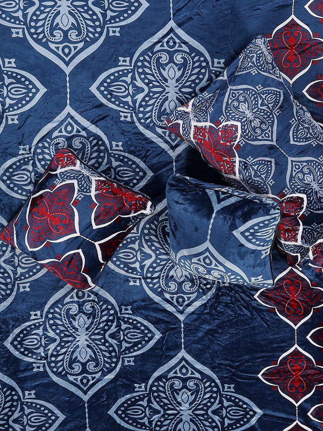 487 GSM 100% Polyester Double Bed 1 Bedsheet, 2 Pillow Cover & 2 Cushion Case (Pristine 4 Pcs Set)