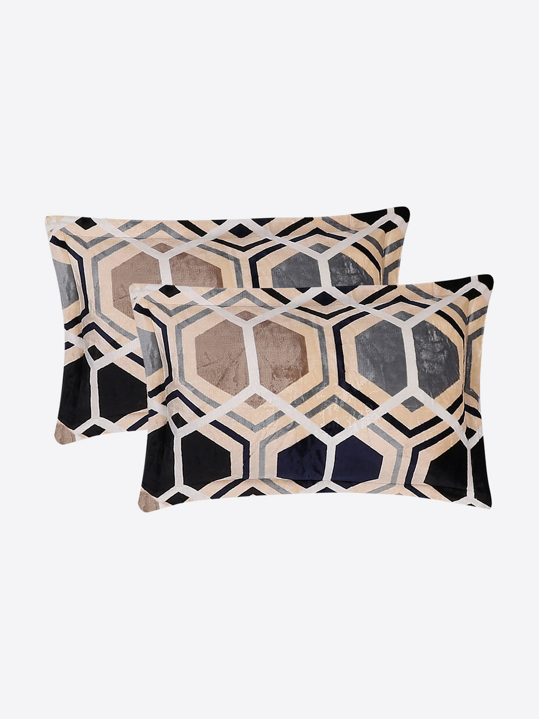 487 GSM 100% Polyester Double Bed 1 Bedsheet, 2 Pillow Cover & 2 Cushion Case (Pristine 4 Pcs Set)