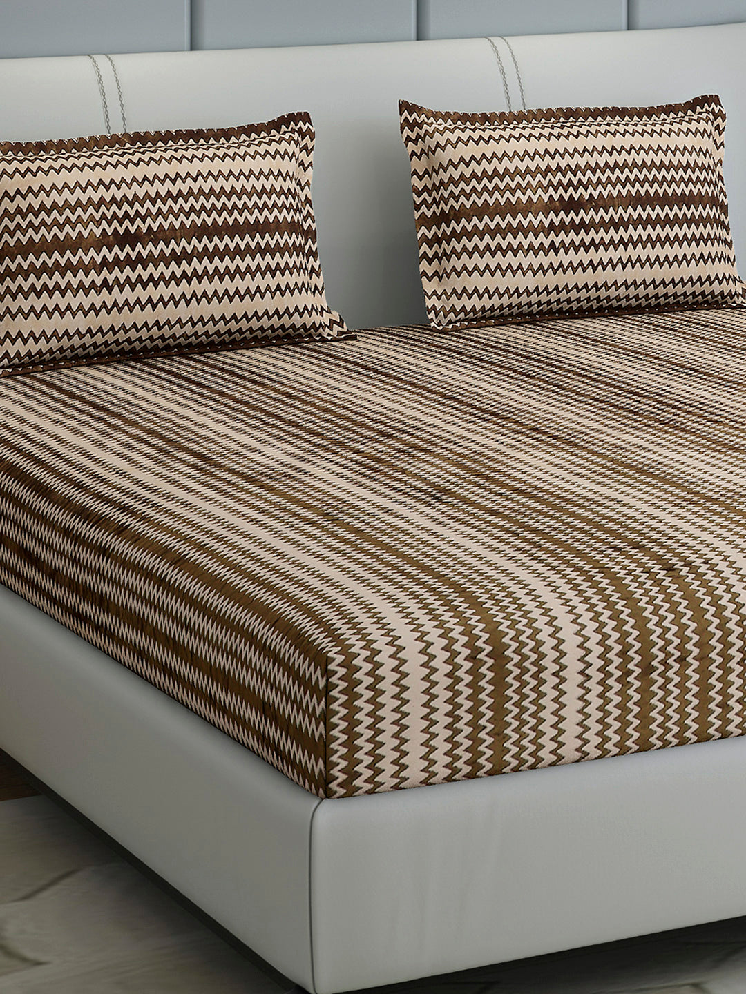393 GSM Polyester King Bed 1 Bedsheet with 2 Pillow Covers (Spherix)