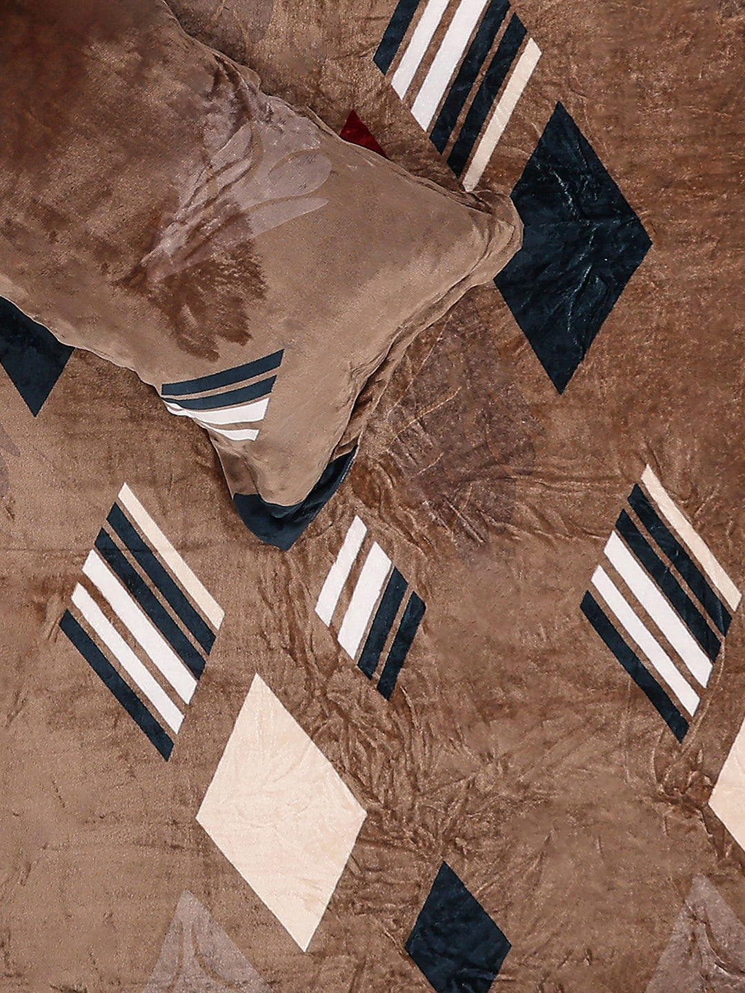 247 GSM 100% Polyester King Bed 1 Bedsheet with 2 Pillow Cover (Teresa)