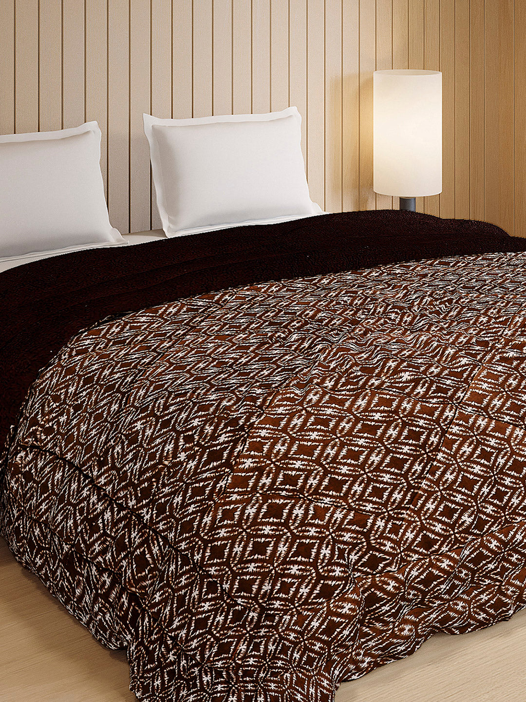 Printed Double Bed 870 GSM Comforter for Winter - (Nixie)