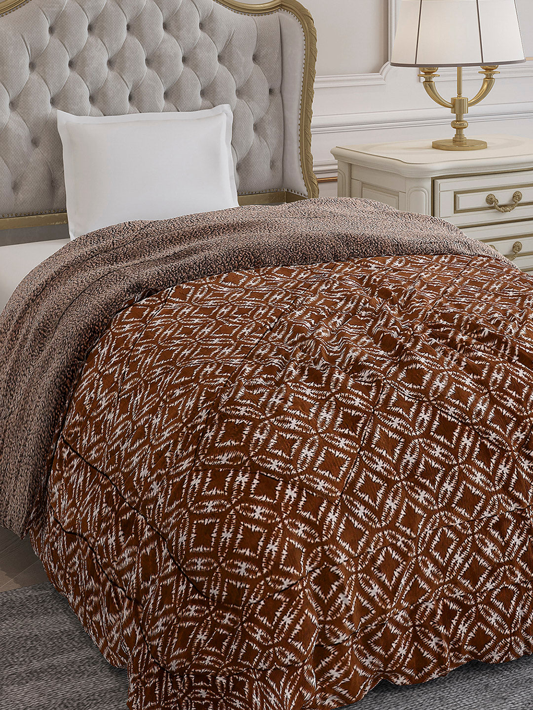 Printed Single Bed 1114 GSM Comforter for Winter - (Nixie)