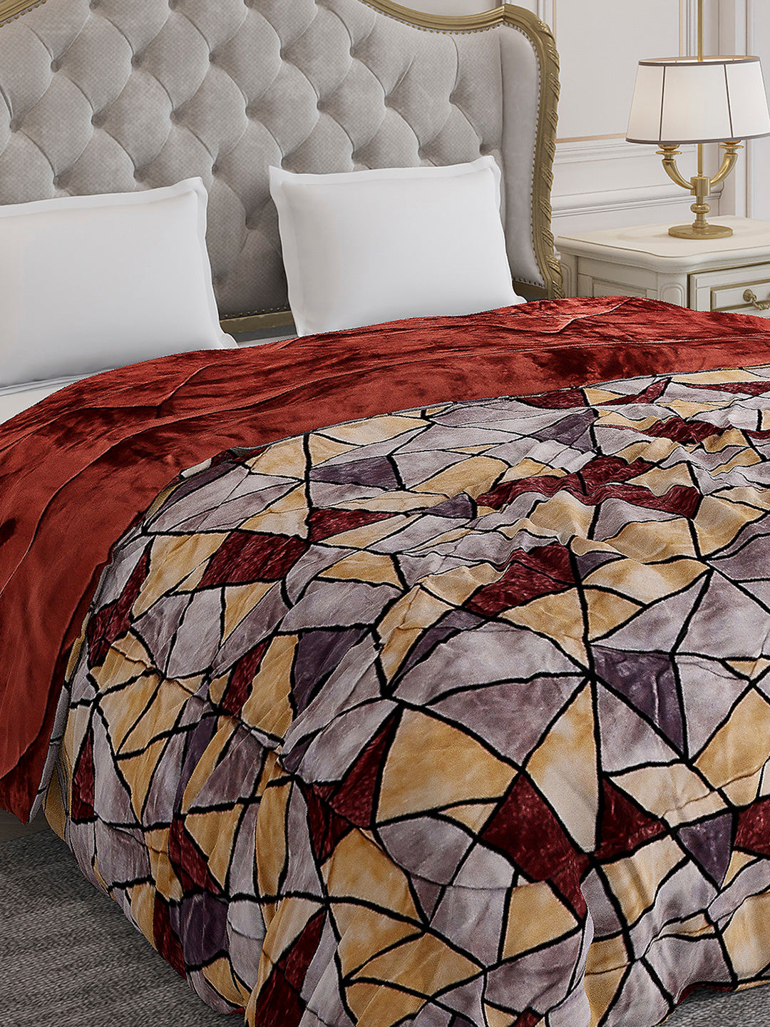 Printed Double Bed 1009 GSM Comforter for Winter - (Wild Beauty)