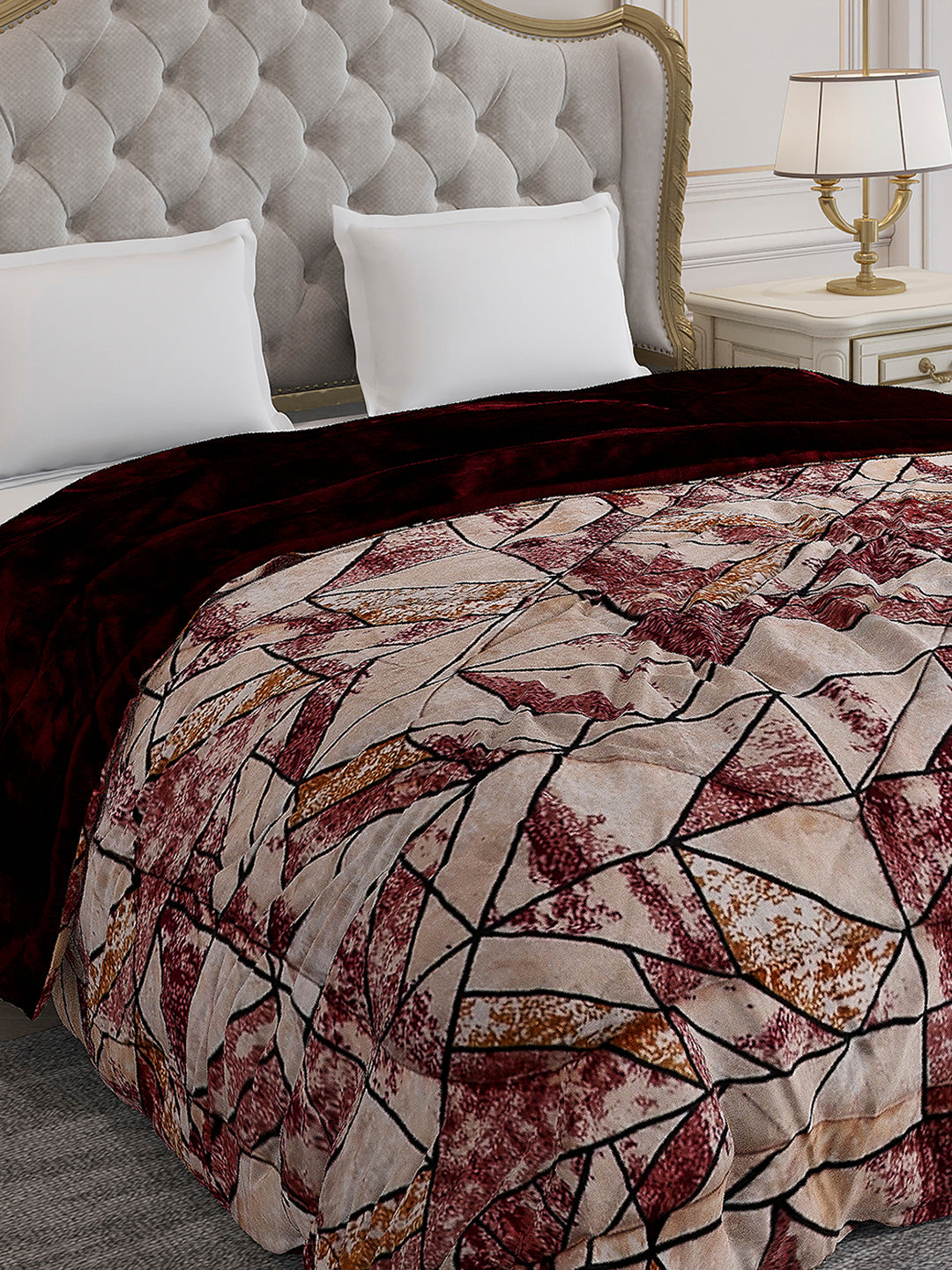 Printed Double Bed 1009 GSM Comforter for Winter - (Wild Beauty)