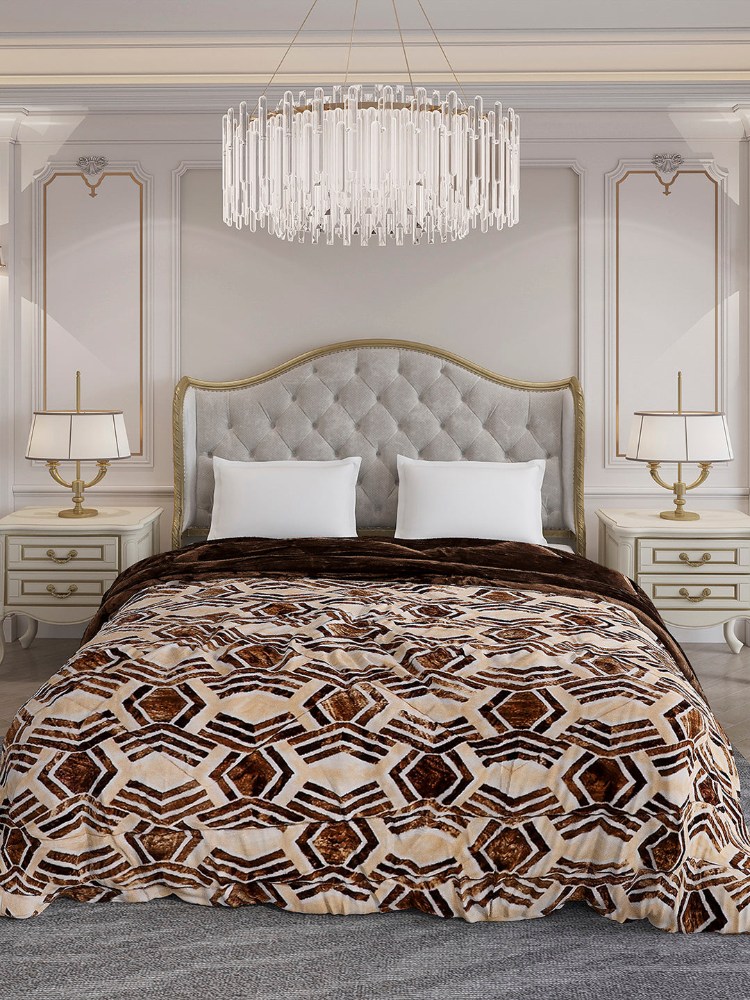 Printed Double Bed 1009 GSM Comforter for Winter - (Wild Beauty)
