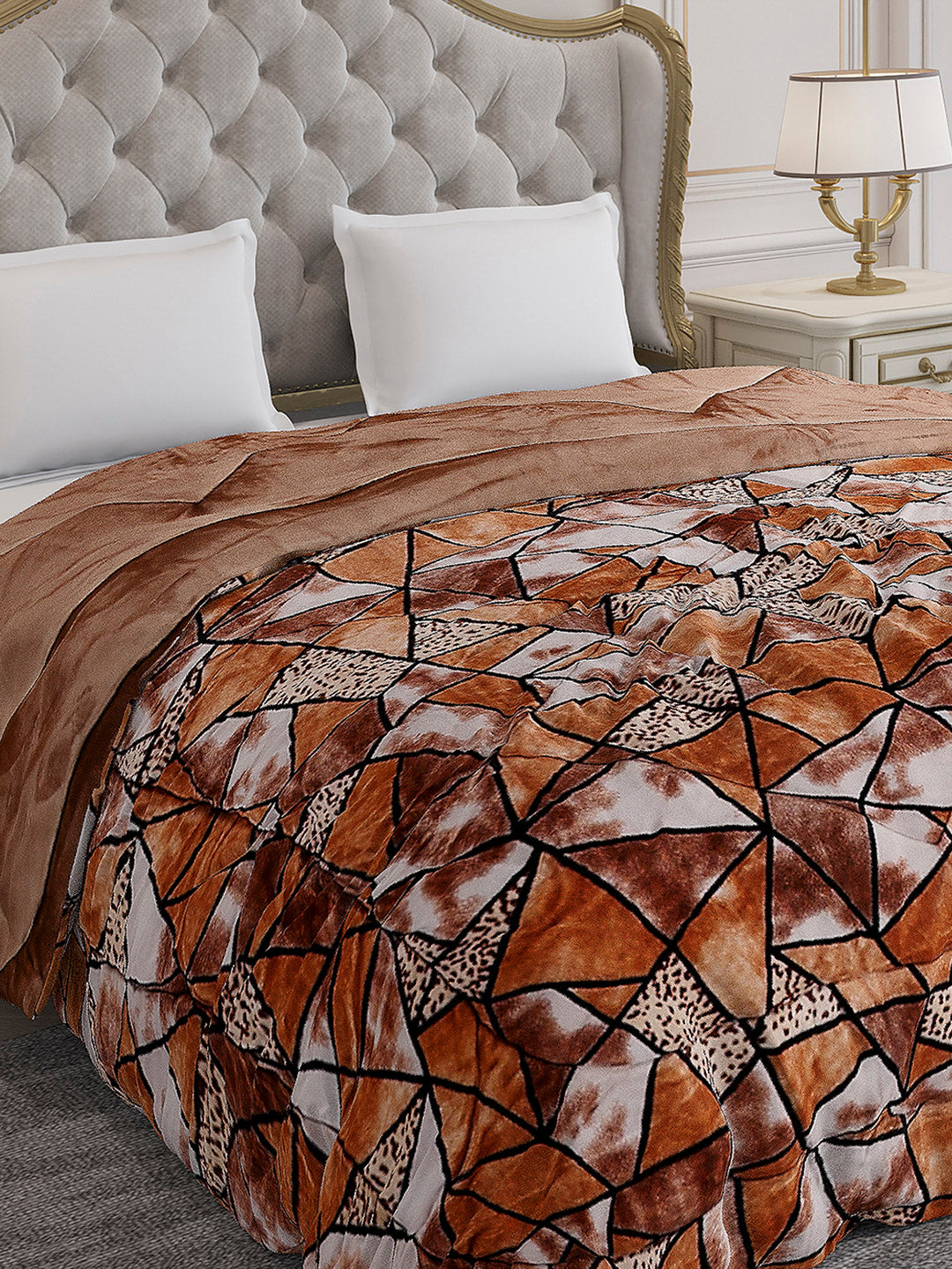 Printed Double Bed 233 GSM Comforter for Mild Winter (Beauty), Weight 855 gm
