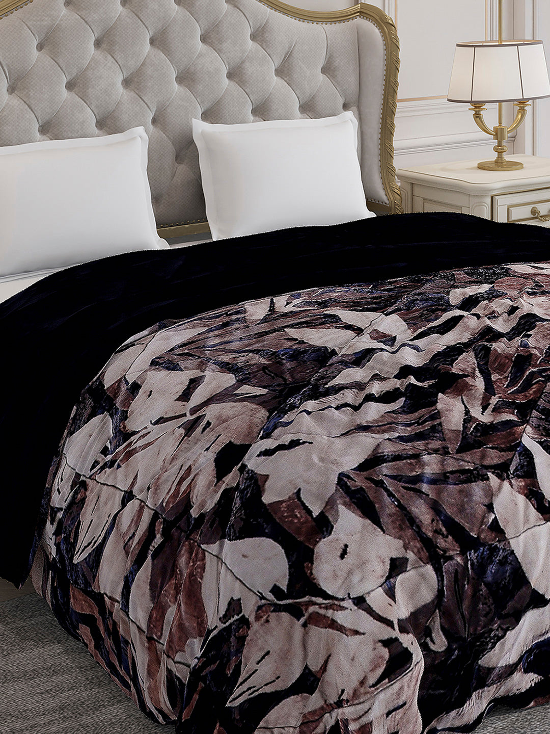 Printed Double Bed 1061 GSM Comforter for Winter - (Wisdom Gold)