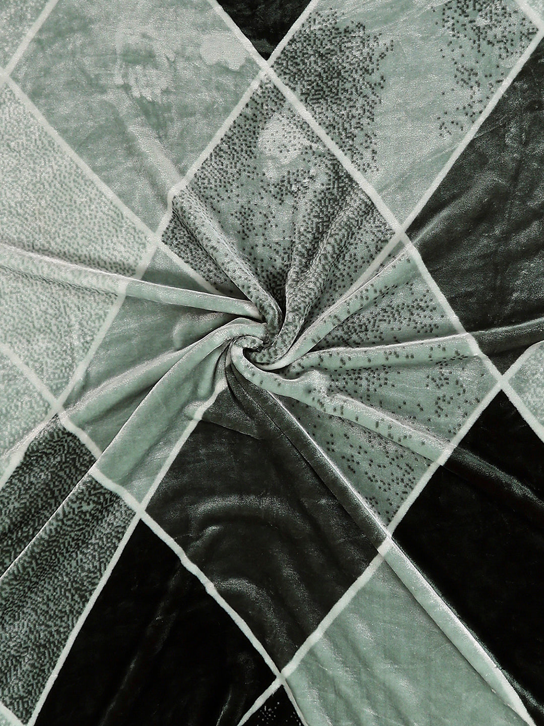 Printed Double Bed 1 Ply, 606 GSM Blanket for Mild Winter - (Denny PVC)