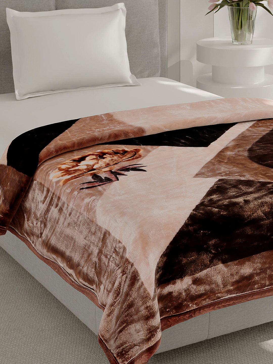 Printed Single Bed 2 Ply, 895 GSM Blanket for Heavy Winter - (Lavish Pvc)