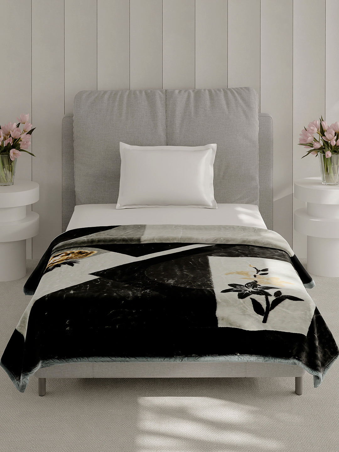 Printed Single Bed 2 Ply, 895 GSM Blanket for Heavy Winter - (Lavish Pvc)