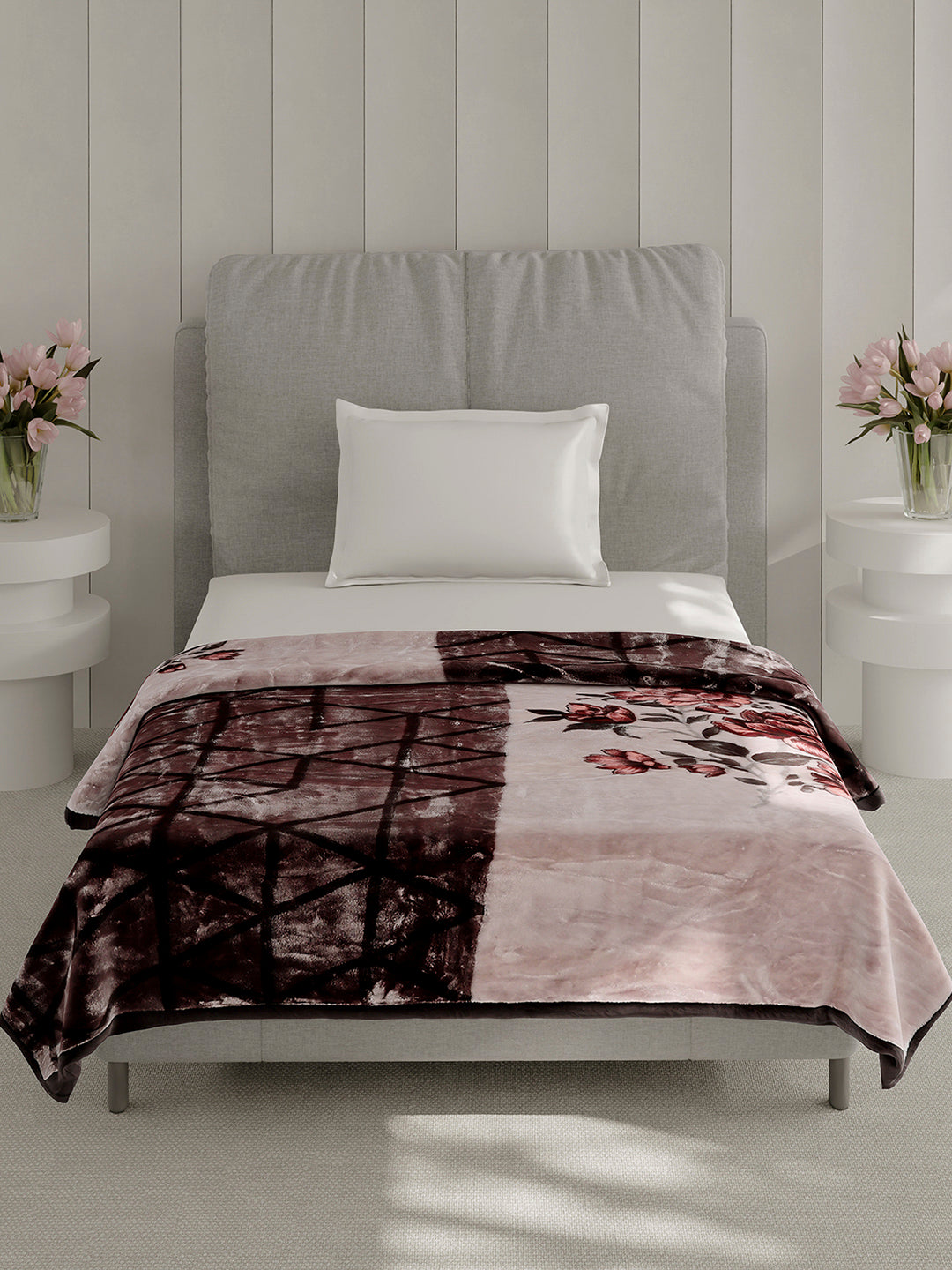 Printed Single Bed 2 Ply, 895 GSM Blanket for Heavy Winter - (Lavish Pvc)