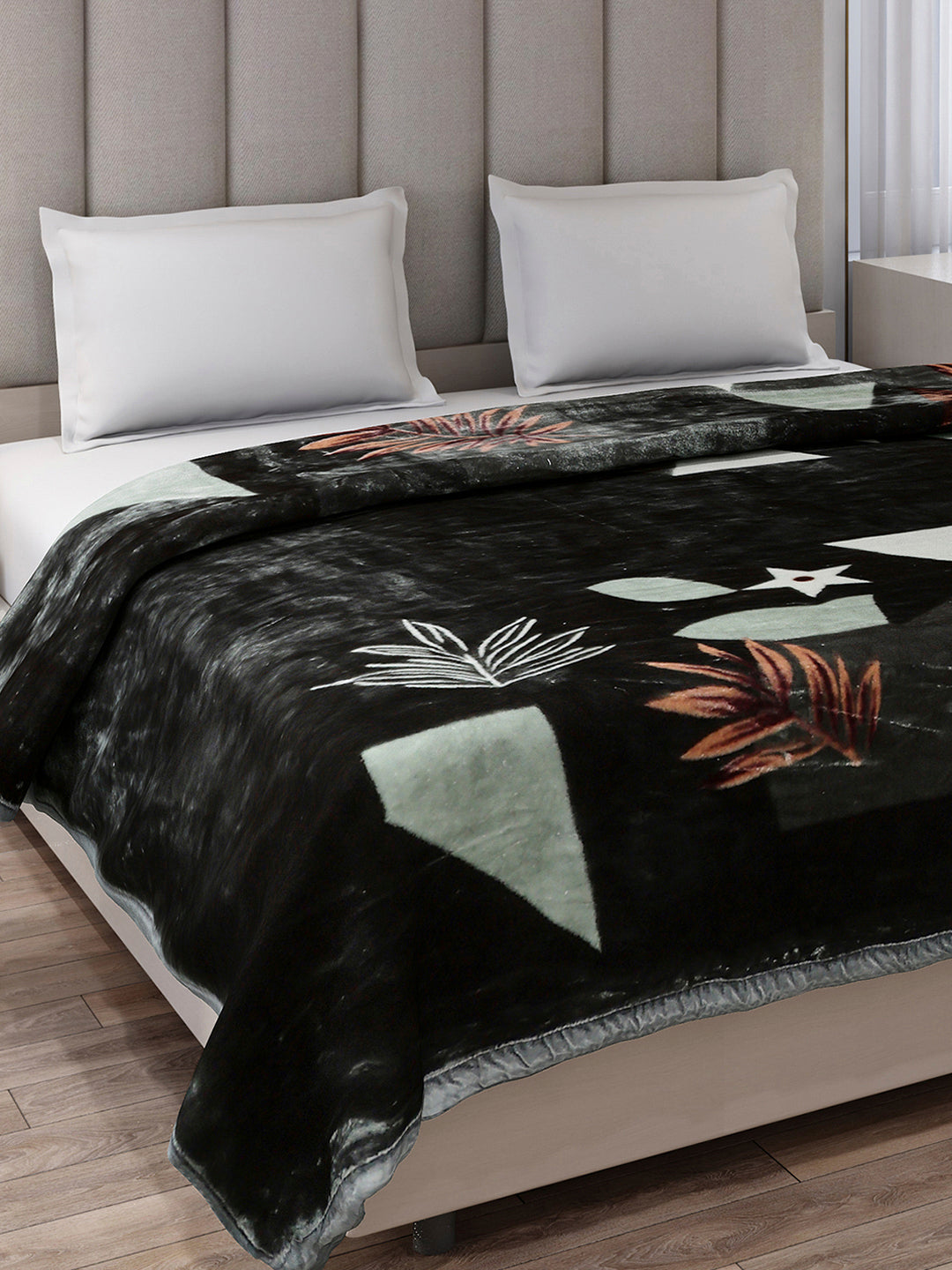 Printed Double Bed 2 Ply, 871 GSM Blanket for Heavy Winter - (Moon Valley Box)