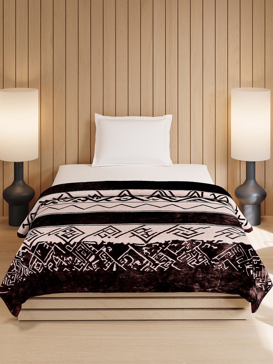 Printed Double Bed 1 Ply, 540 GSM Blanket for Winter - (Relation PVC)