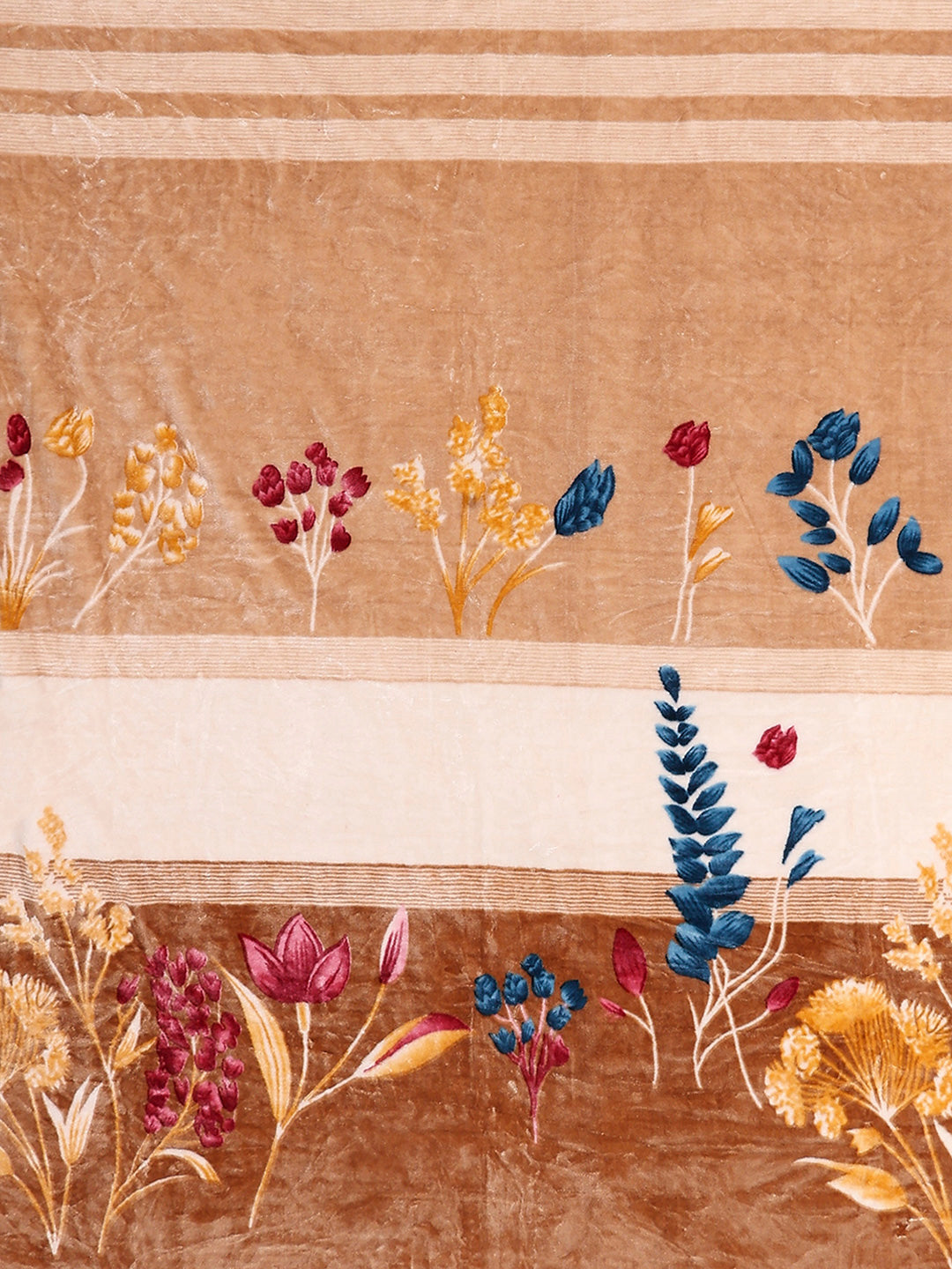 Printed Double Bed 1 Ply, 549 GSM Blanket for Mild Winter - (Roman Box)
