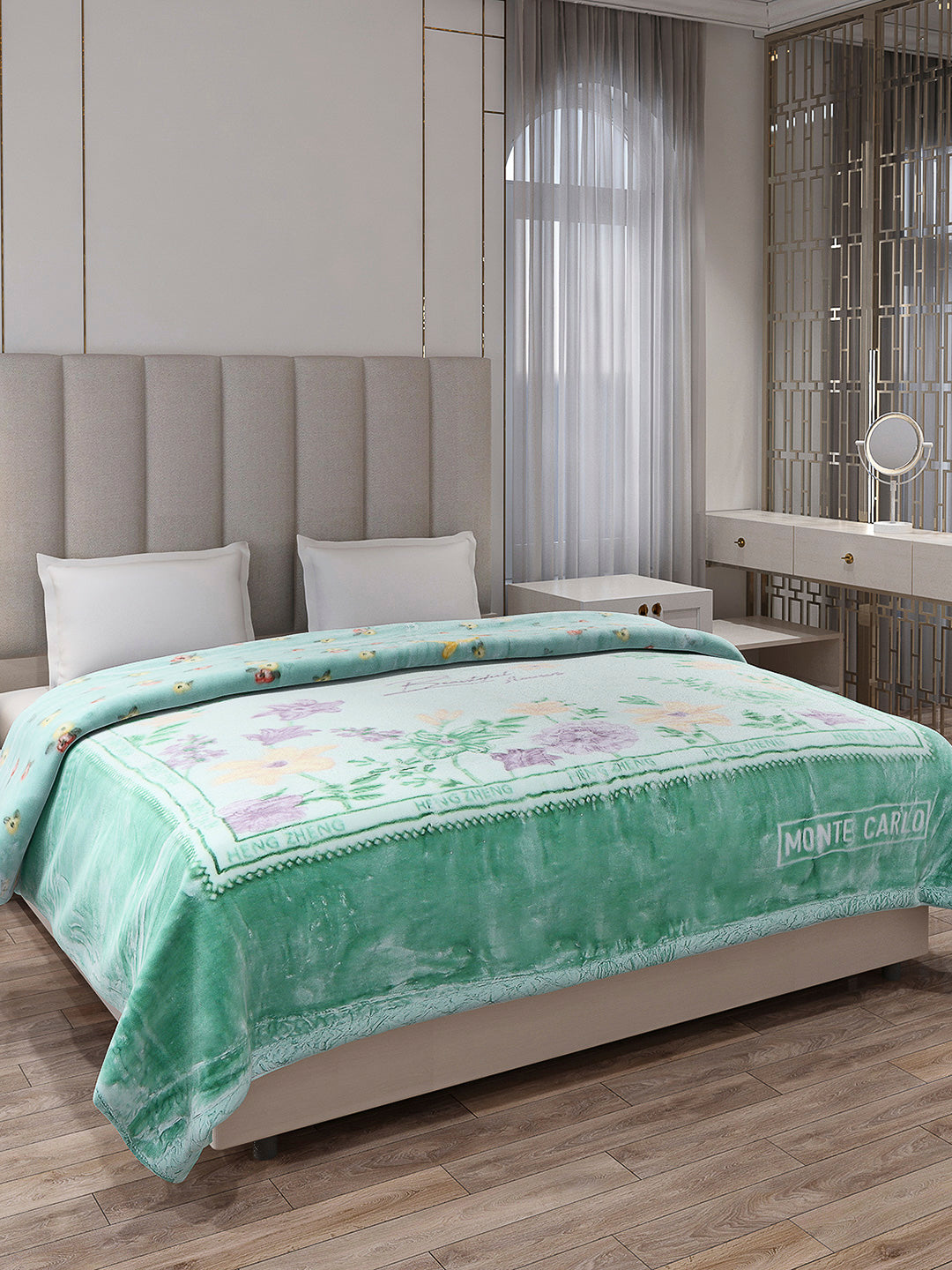 Printed Double Bed Reversible Blanket 2 Ply, 850 GSM, 4.5 kg (Uphar)