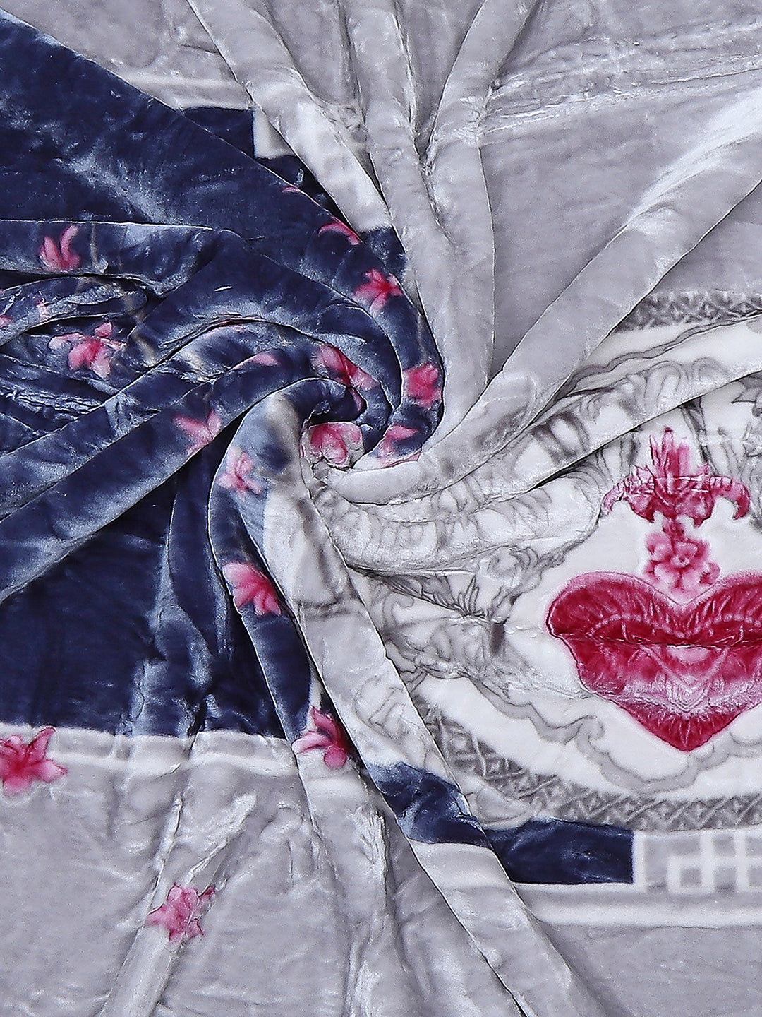 Printed Double Bed Reversible Blanket 2 Ply, 850 GSM, 4.5 kg (Uphar)