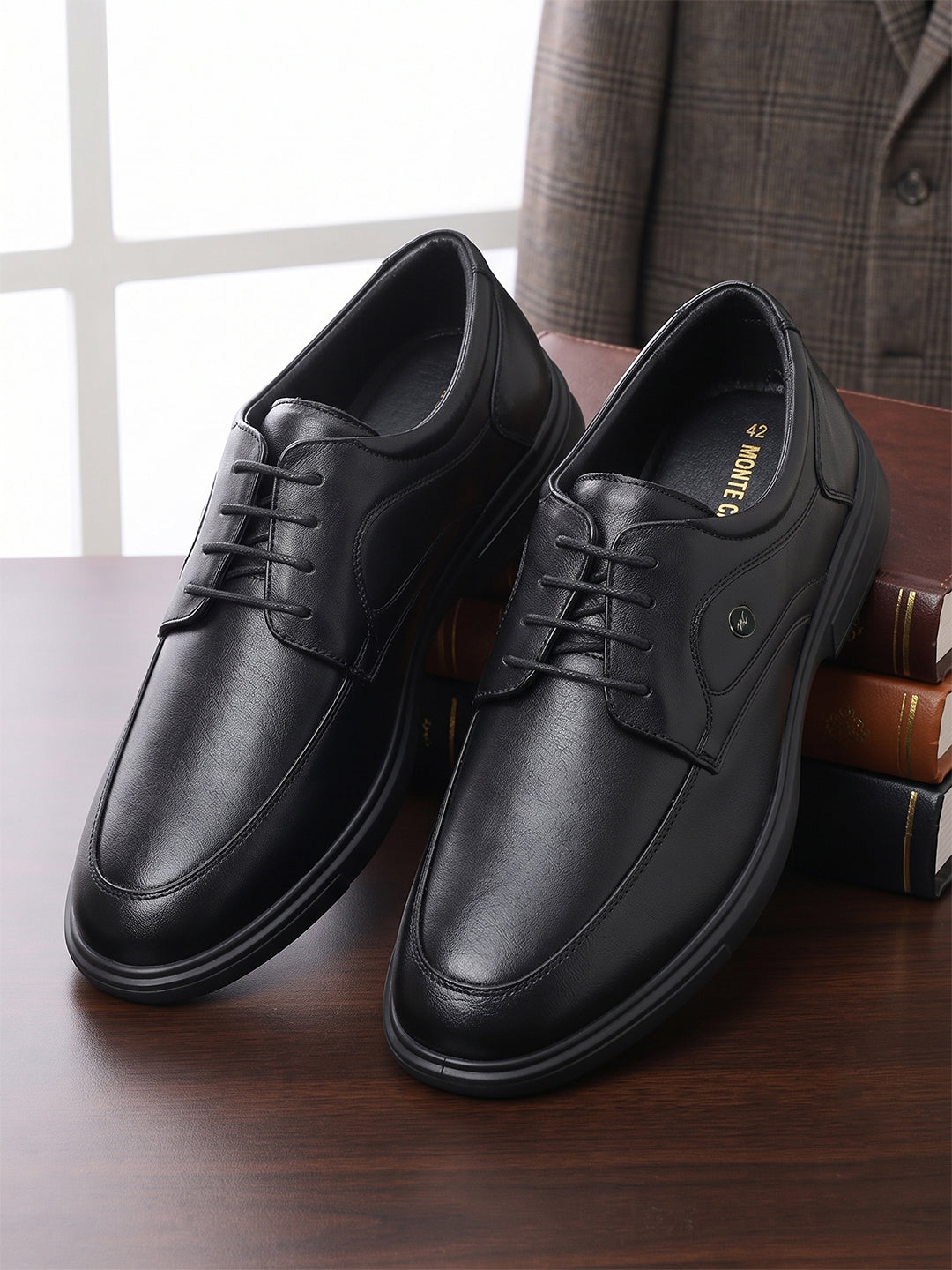 Monte Carlo Men Leather Casual Derby