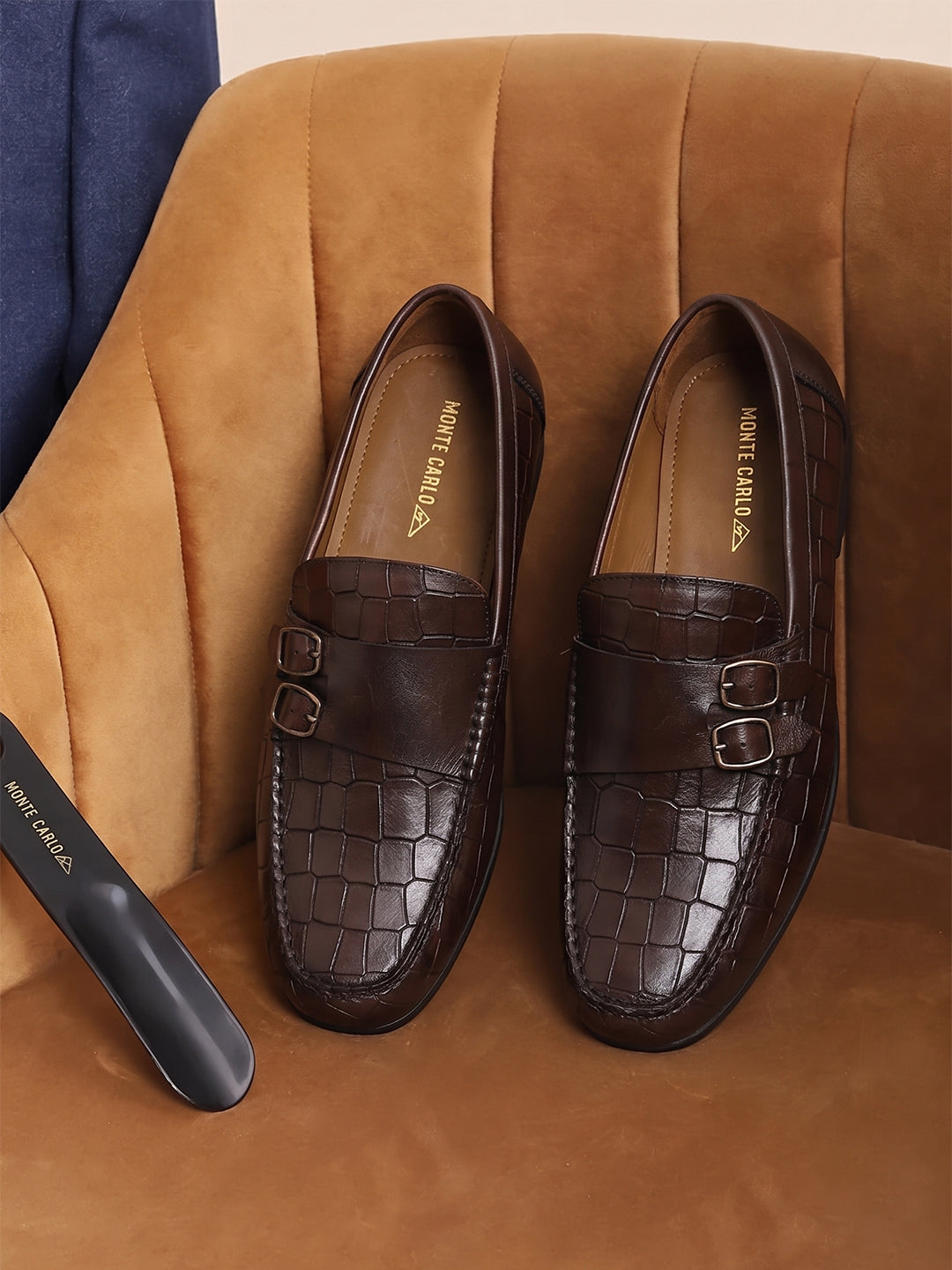 Monte Carlo Men's Textured Finish Buckle Shoes