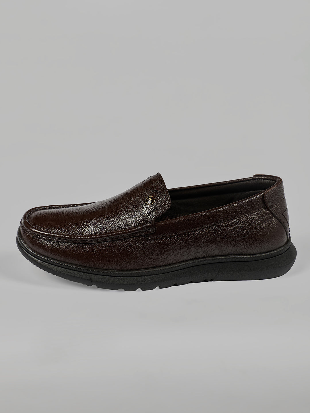 Monte Carlo Men's Leather Textured Moc-Toe Light Weight Slip-On Shoes