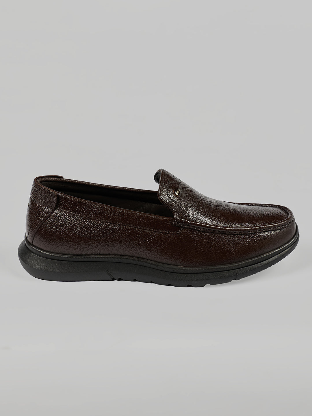 Monte Carlo Men's Leather Textured Moc-Toe Light Weight Slip-On Shoes