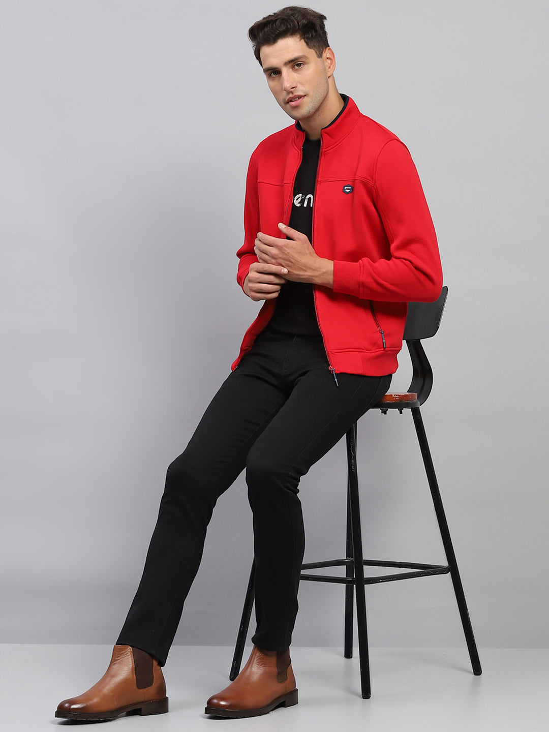 Men Red Solid Mock Neck Full Sleeve Sweatshirt